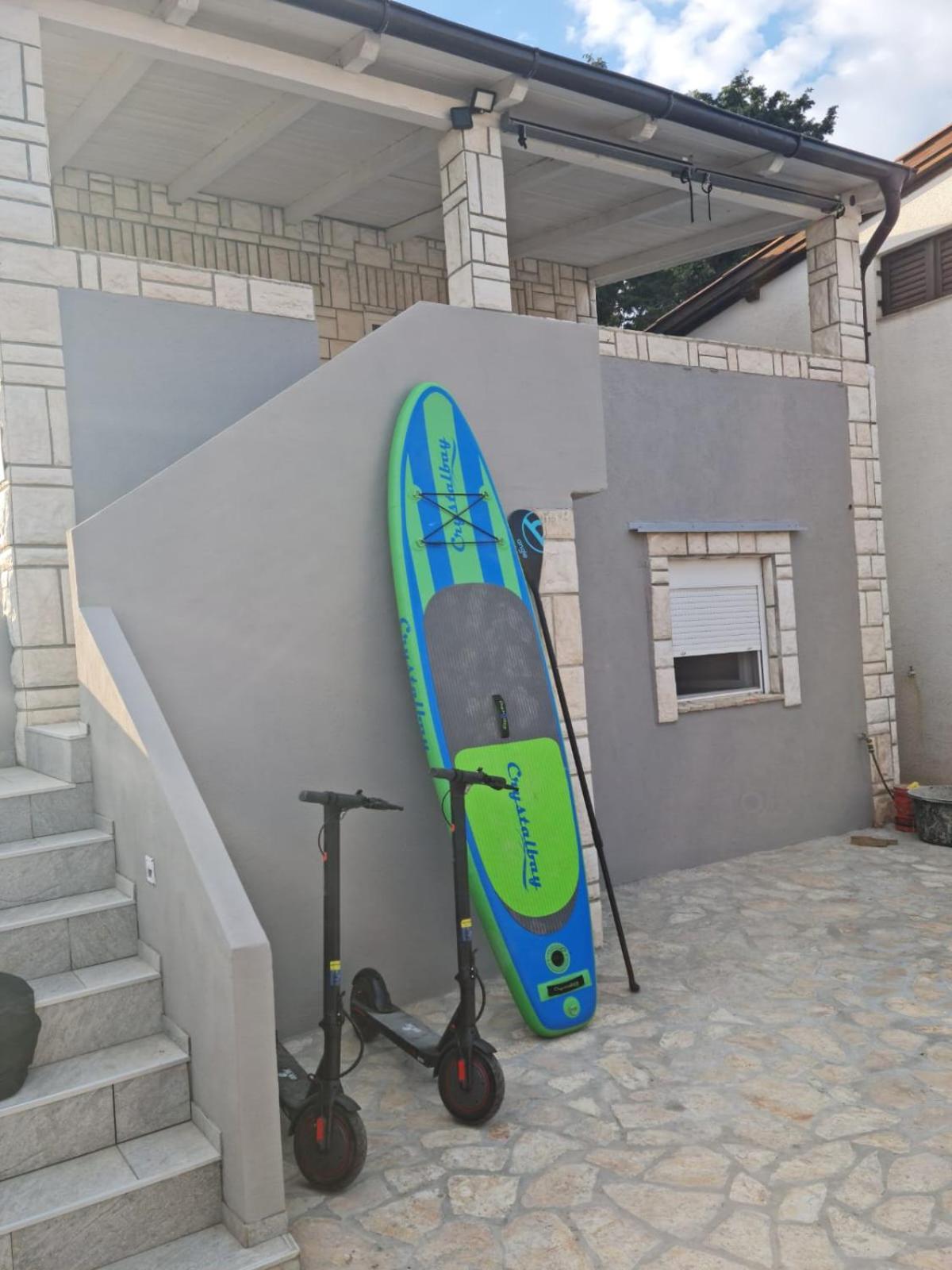 Apartment VI & La Electric Scooters Included Vir Exterior photo